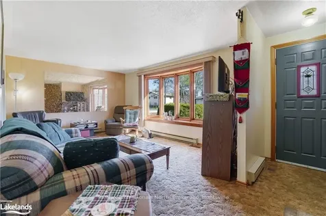 407 Ravensglen Crescent Huntsville ON P1H 1L7