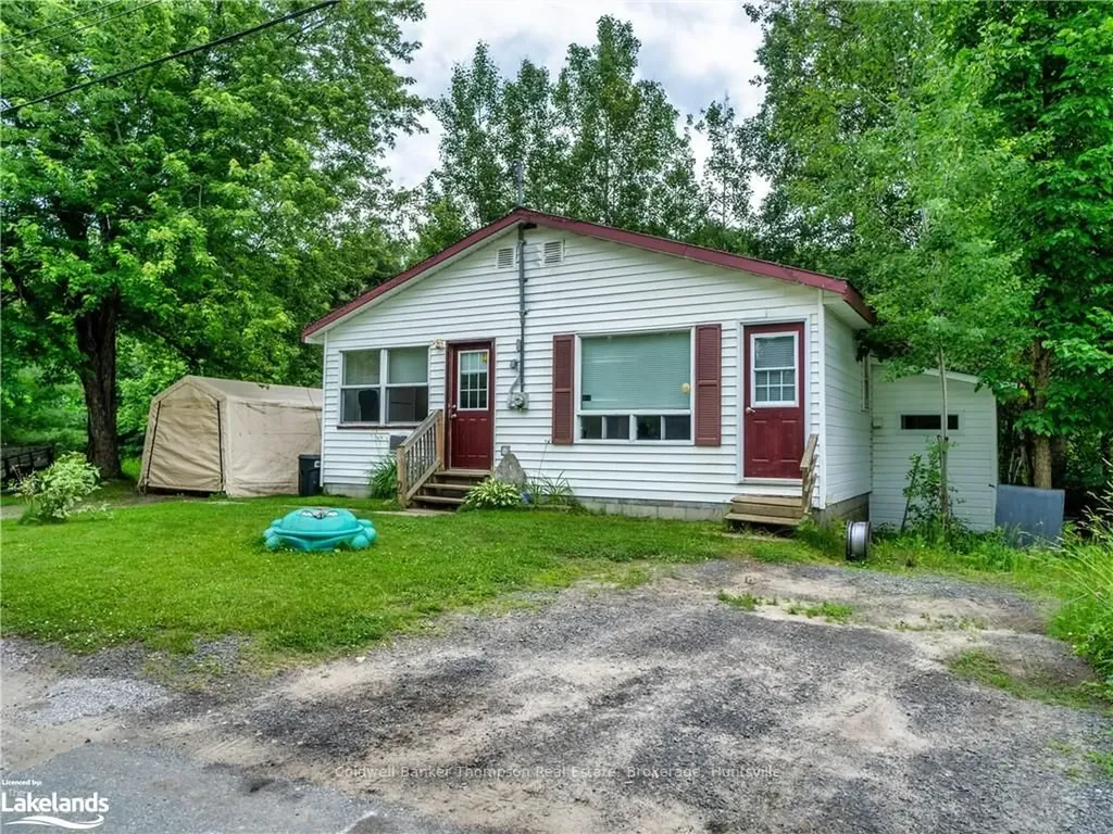 2 Airport Road Huntsville ON P1H 1X7