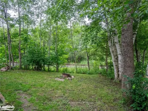 2 Airport Road Huntsville ON P1H 1X7