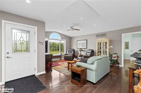 26 Meadowcrest Drive Mcdougall ON P2A 2W9