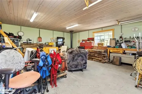 26 Meadowcrest Drive Mcdougall ON P2A 2W9