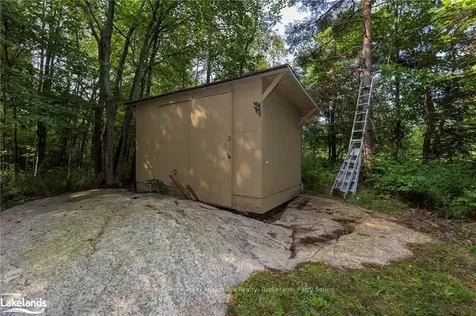 26 Meadowcrest Drive Mcdougall ON P2A 2W9