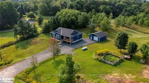 26 Meadowcrest Drive Mcdougall ON P2A 2W9