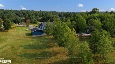 26 Meadowcrest Drive Mcdougall ON P2A 2W9
