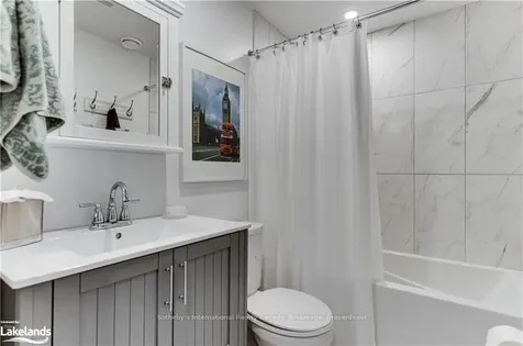 362 Fraser Street Gravenhurst ON P1P 0A9