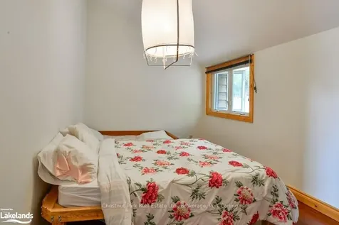 1096 Eilean Gowan N/a Bracebridge ON P1L 1B5