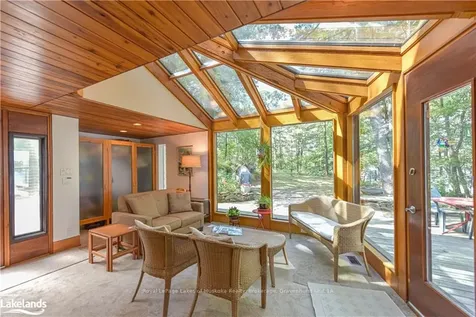 1124 Flanagan Trail Gravenhurst ON P0E 1G0