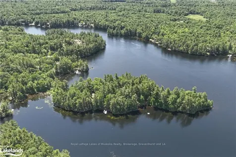 1124 Flanagan Trail Gravenhurst ON P0E 1G0