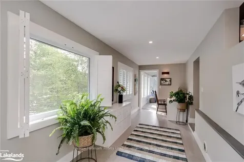 1712 Muskoka Beach Road Bracebridge ON P1P 1R1