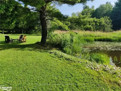 1712 Muskoka Beach Road Bracebridge ON P1P 1R1