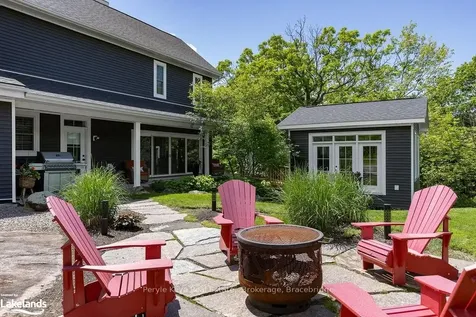 1224 Golden Beach Road Bracebridge ON P1L 1W8