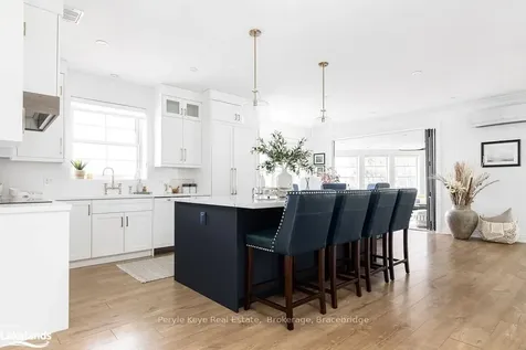 1224 Golden Beach Road Bracebridge ON P1L 1W8