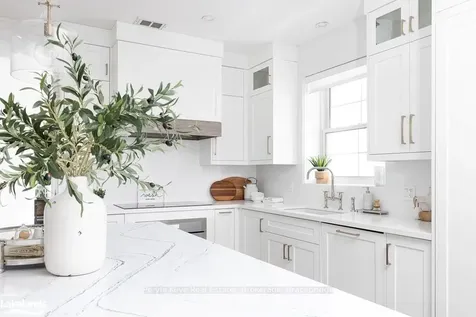 1224 Golden Beach Road Bracebridge ON P1L 1W8