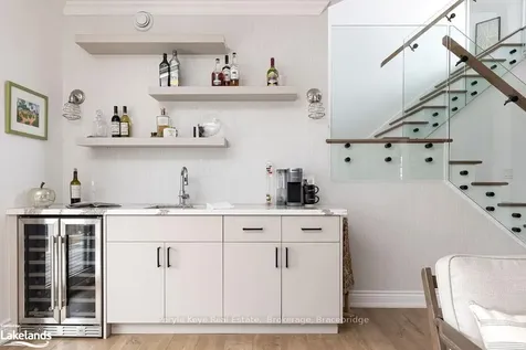 1224 Golden Beach Road Bracebridge ON P1L 1W8