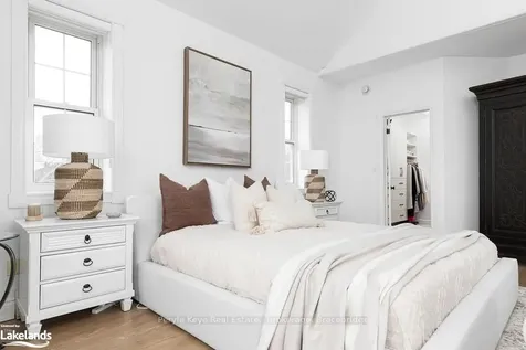 1224 Golden Beach Road Bracebridge ON P1L 1W8