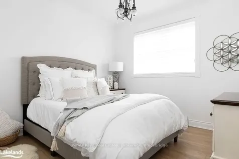 1224 Golden Beach Road Bracebridge ON P1L 1W8