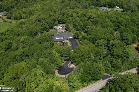 1224 Golden Beach Road Bracebridge ON P1L 1W8