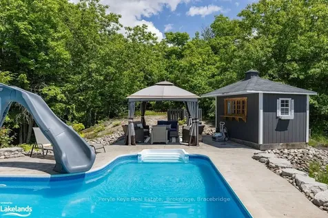 1224 Golden Beach Road Bracebridge ON P1L 1W8