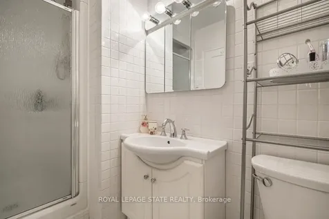 12 Bond Street S Hamilton ON L8S 1S7