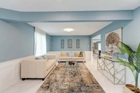 10 Karendale Crescent Hamilton ON L0R 1K0