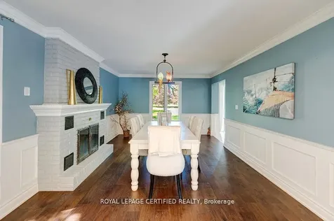 10 Karendale Crescent Hamilton ON L0R 1K0