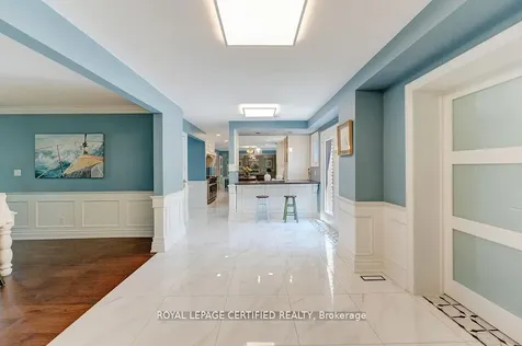 10 Karendale Crescent Hamilton ON L0R 1K0