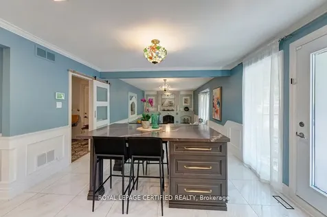 10 Karendale Crescent Hamilton ON L0R 1K0