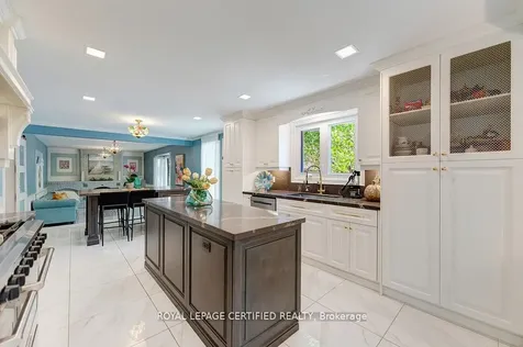 10 Karendale Crescent Hamilton ON L0R 1K0
