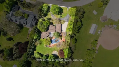 10 Karendale Crescent Hamilton ON L0R 1K0