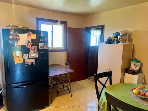 447 Pineview Byway Thunder Bay ON P7C 1Y6