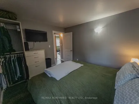 5 Tallieu Kenora ON P9N 3W8
