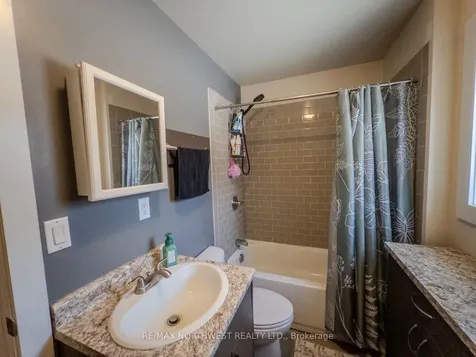 5 Tallieu Kenora ON P9N 3W8