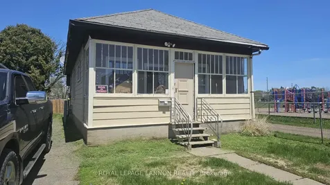 283 Brock Street E Thunder Bay ON P7E 4H3