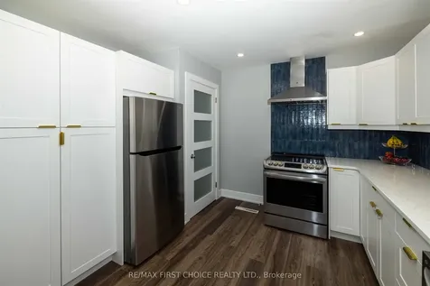 120 Robinson Drive Thunder Bay ON P7A 6G5