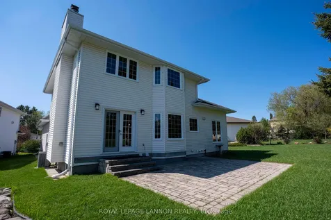 113 Princeton Place Thunder Bay ON P7A 8B3
