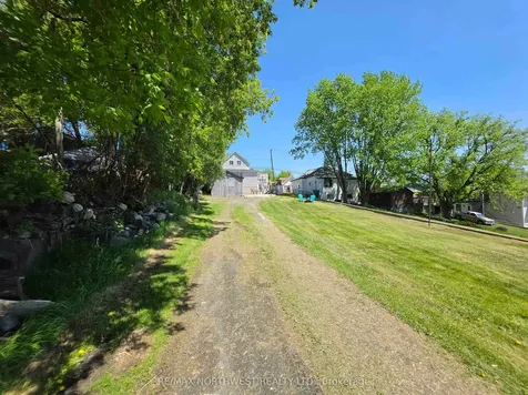 409 Third Street North Kenora ON P9N 2M2
