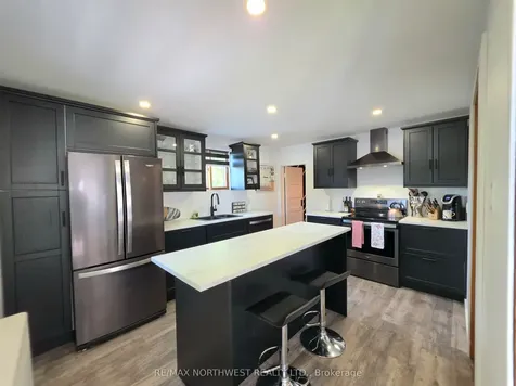 409 Third Street North Kenora ON P9N 2M2