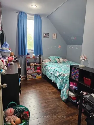 123 Franklin Street N Thunder Bay ON P7C 4H7