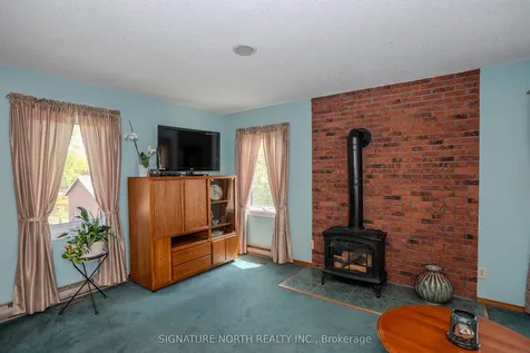 381 Hallam Street Thunder Bay ON P7A 1M2