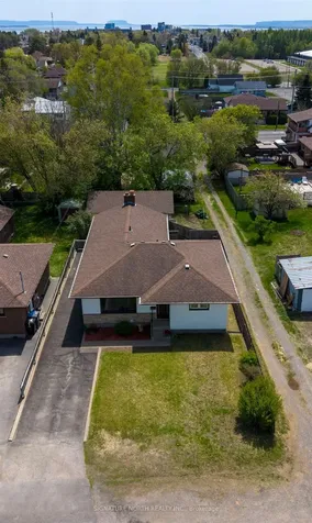 381 Hallam Street Thunder Bay ON P7A 1M2