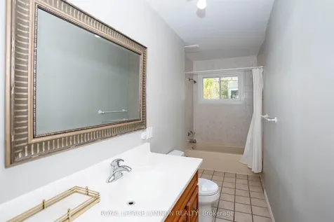 138 Windemere Avenue S. Thunder Bay ON P7A 6B4