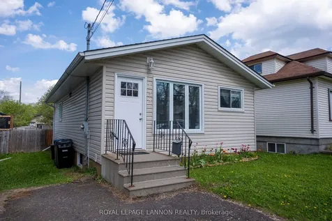 138 Windemere Avenue S. Thunder Bay ON P7A 6B4