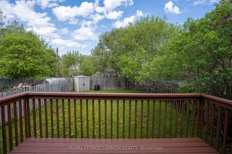 138 Windemere Avenue S. Thunder Bay ON P7A 6B4