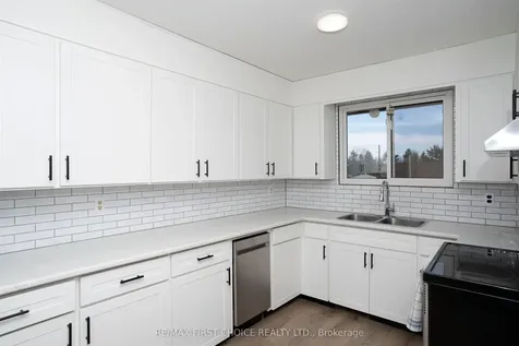 435 Dublin Avenue Thunder Bay ON P7B 5A1