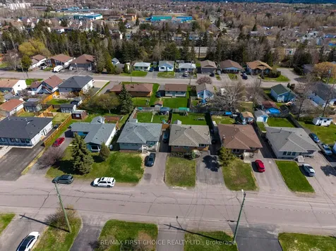 435 Dublin Avenue Thunder Bay ON P7B 5A1