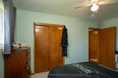 112 Ibbetson Street Thunder Bay ON P7A 7J9