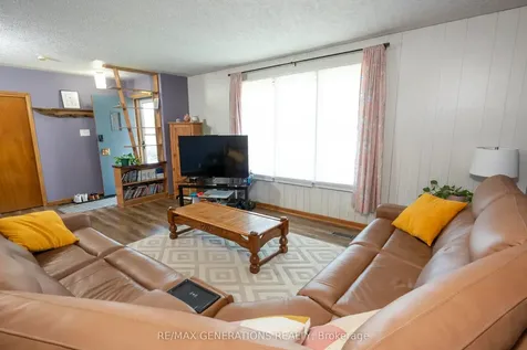 112 Ibbetson Street Thunder Bay ON P7A 7J9