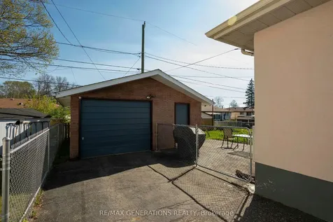 112 Ibbetson Street Thunder Bay ON P7A 7J9