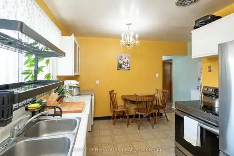 112 Ibbetson Street Thunder Bay ON P7A 7J9