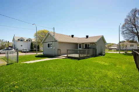 1401 Frederica Street W Thunder Bay ON P7E 3Y7